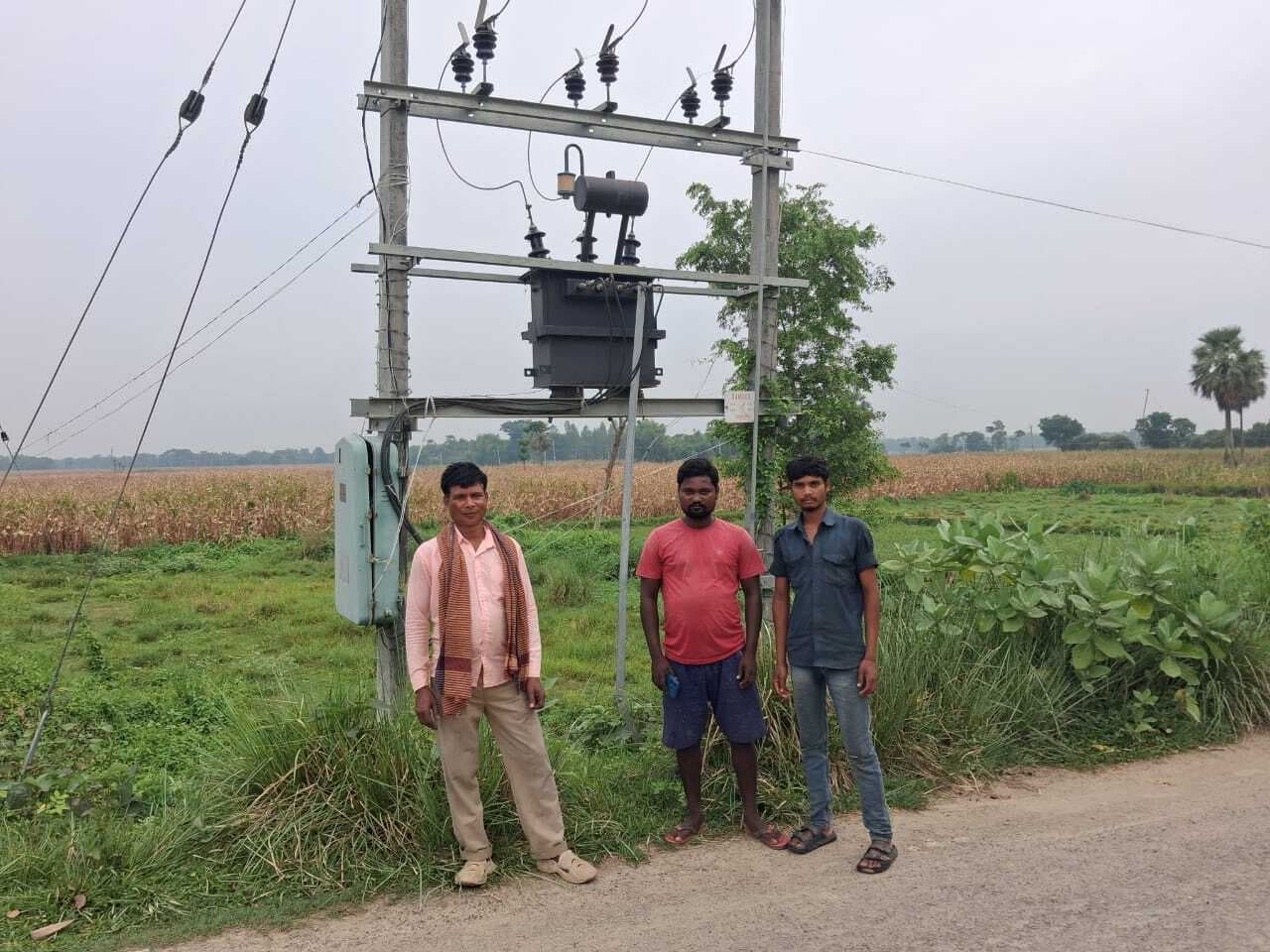 बिजली की अनियमित आपूर्ति से बढ़ी परेशानी, उपभोक्ताओं व किसानों में आक्रोश