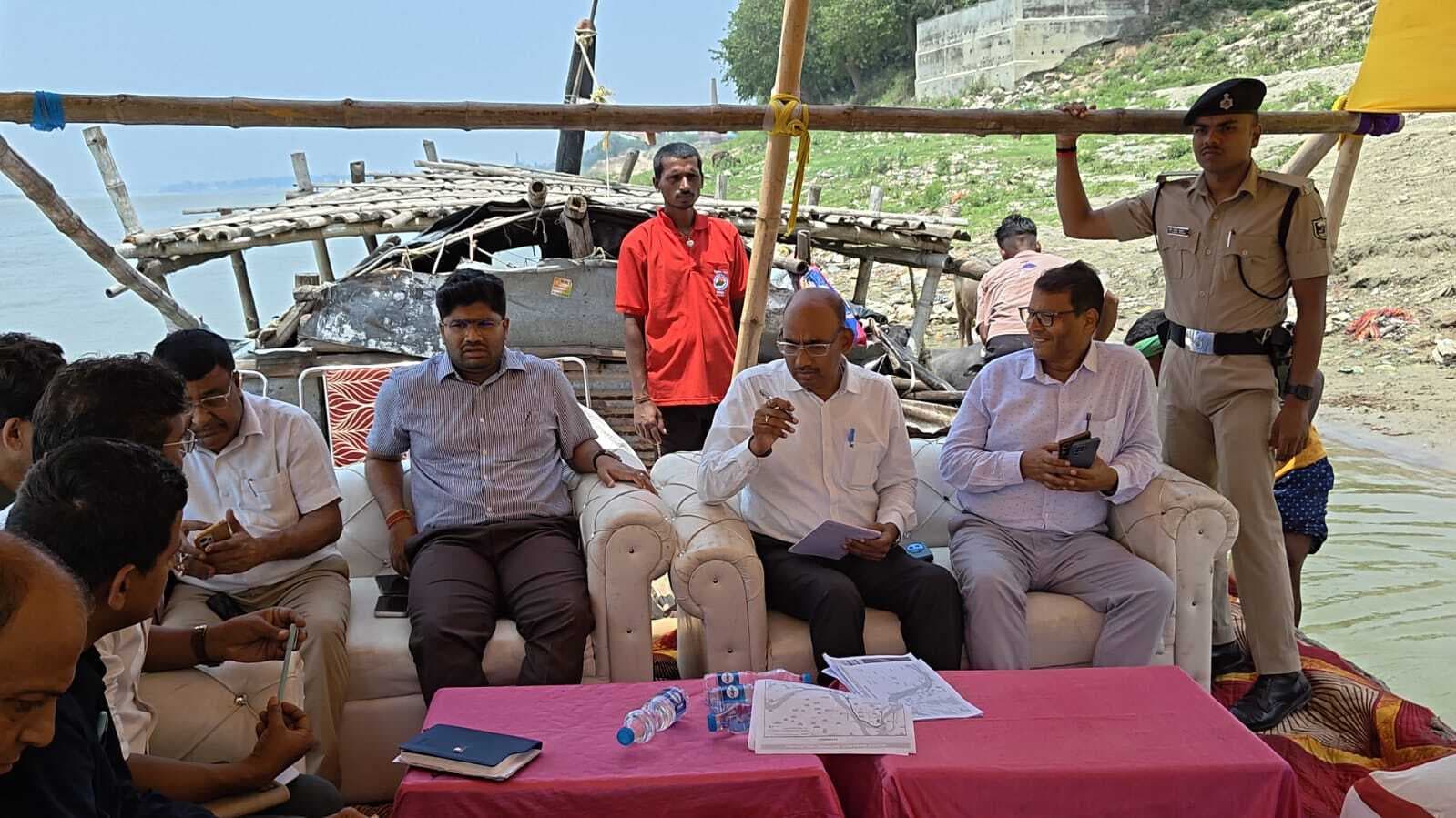 गंगा पथ परियोजना के एलाइनमेंट बदलाव को लेकर पटना की टीम ने किया निरीक्षण