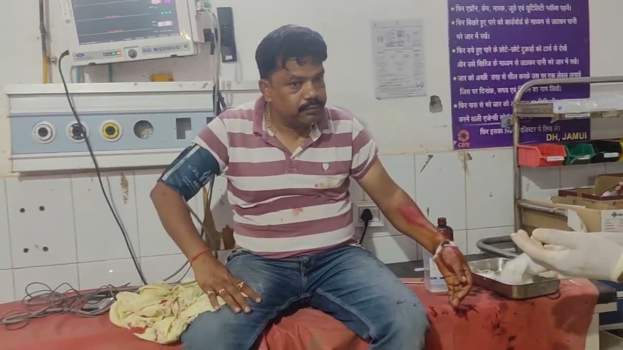 शेखपुरा पुलिस की गाड़ी पलटी, दरोगा समेत छह घायल