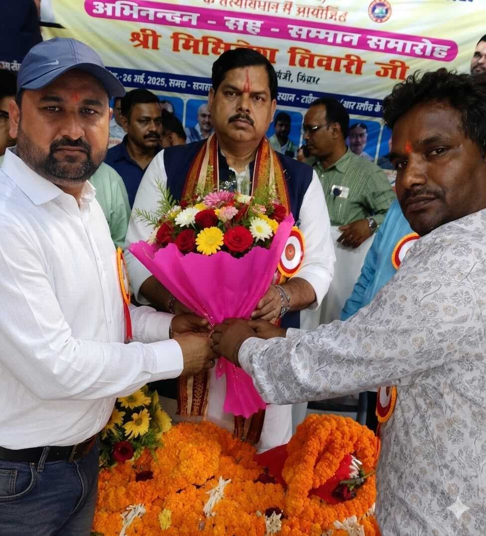 प्रारंभिक शिक्षकों ने शिक्षा मंत्री को सौंपा पत्र, निदान का मिला आश्वासन