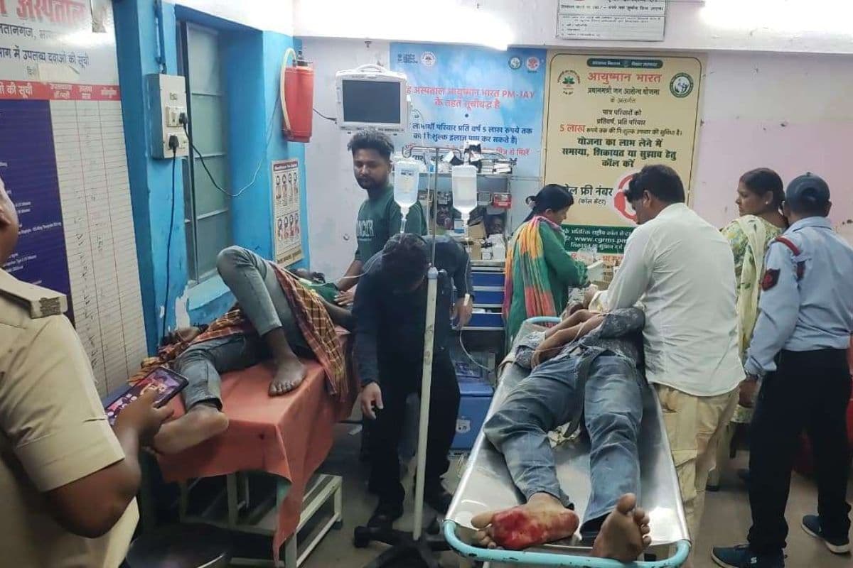 ट्रैक्टर और बाइक की टक्कर में दो युवक घायल