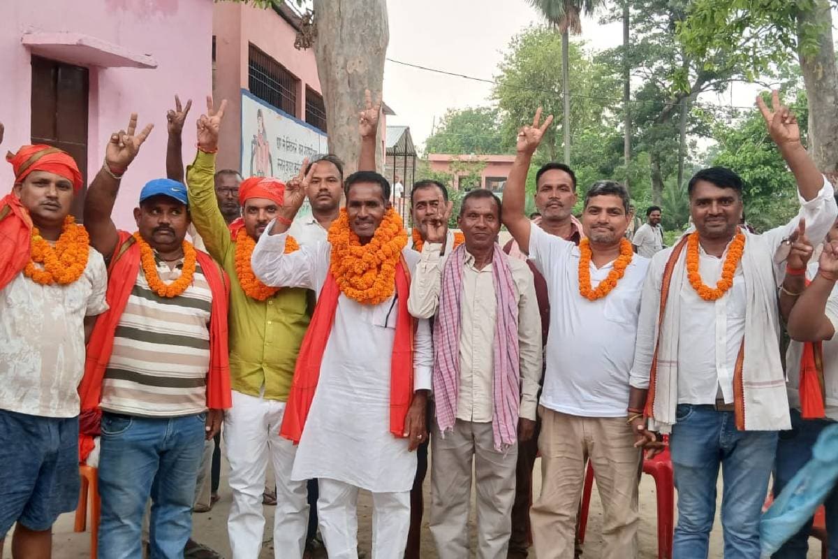 साहेबपुरकमाल पैक्स चुनाव परिणाम घोषित, 5 नए चेहरे और 5 निवर्तमान अध्यक्षों ने मारी बाजी