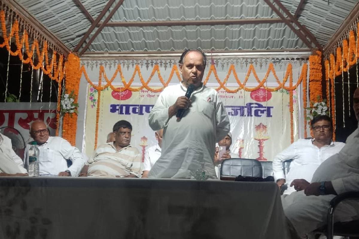 पूर्व मुखिया कॉमरेड रामकुमार की श्रद्धांजलि सभा आयोजित, जुटे कई राजनीतिक दलों के दिग्गज