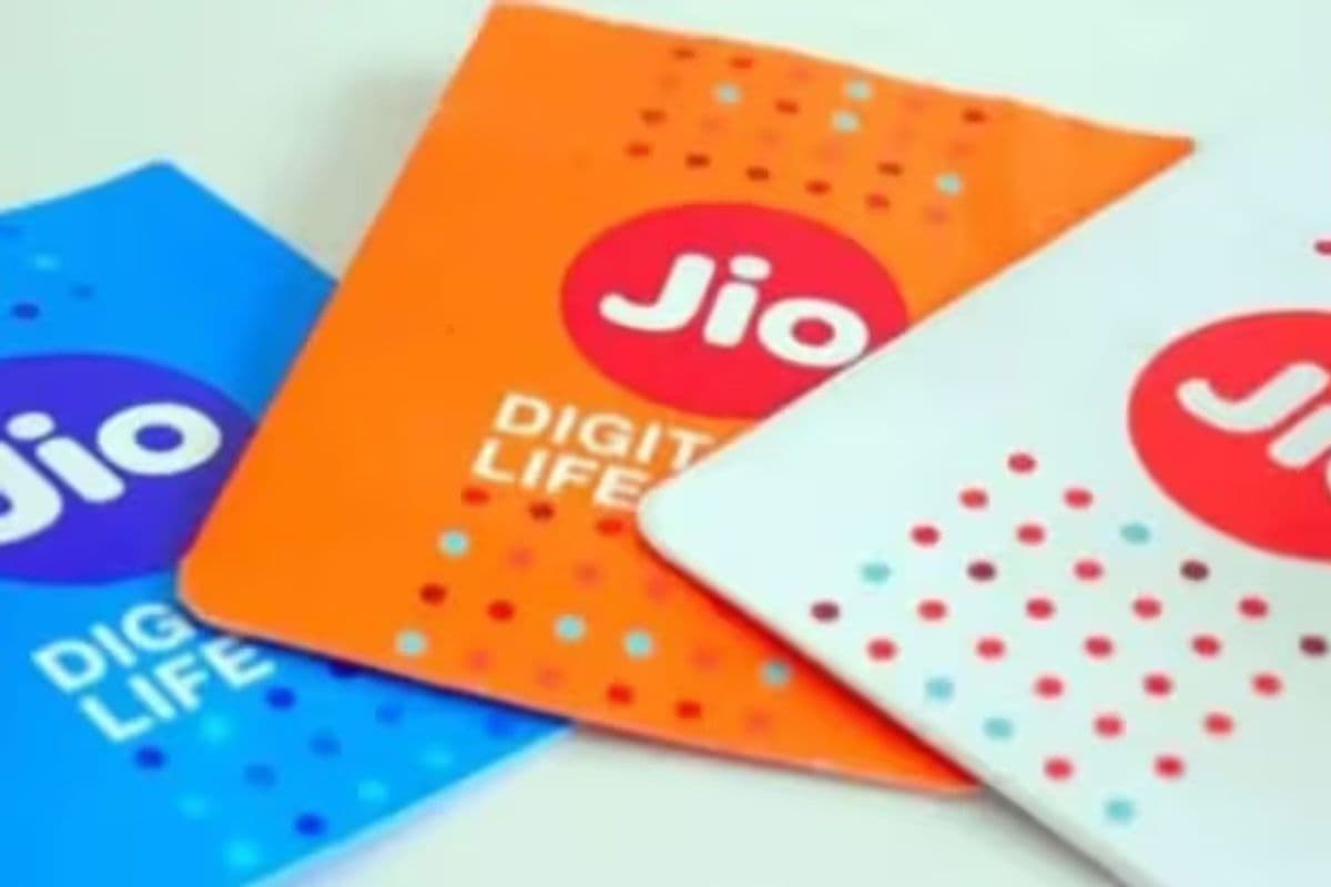 Jio рдХрд╛ тВ╣349 рд╡рд╛рд▓рд╛ рдкреНрд░реАрдкреЗрдб рдпрд╛ рдкреЛрд╕реНрдЯрдкреЗрдб рдкреНрд▓рд╛рди? рдЬрд╛рдирд┐рдП рдХреМрди рд╕рд╛ рд╣реИ рдлрд╛рдпрджреЗ рдХрд╛ рд╕реМрджрд╛