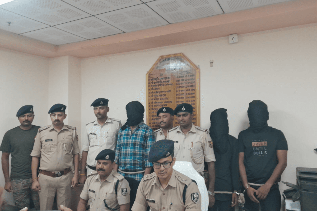 नालंदा के लहेरी की मदरसा गली में बड़ी डकैती की साजिश नाकाम, 1 पिस्टल और कट्टे के साथ 3 कुख्यात अपराधी गिरफ्तार