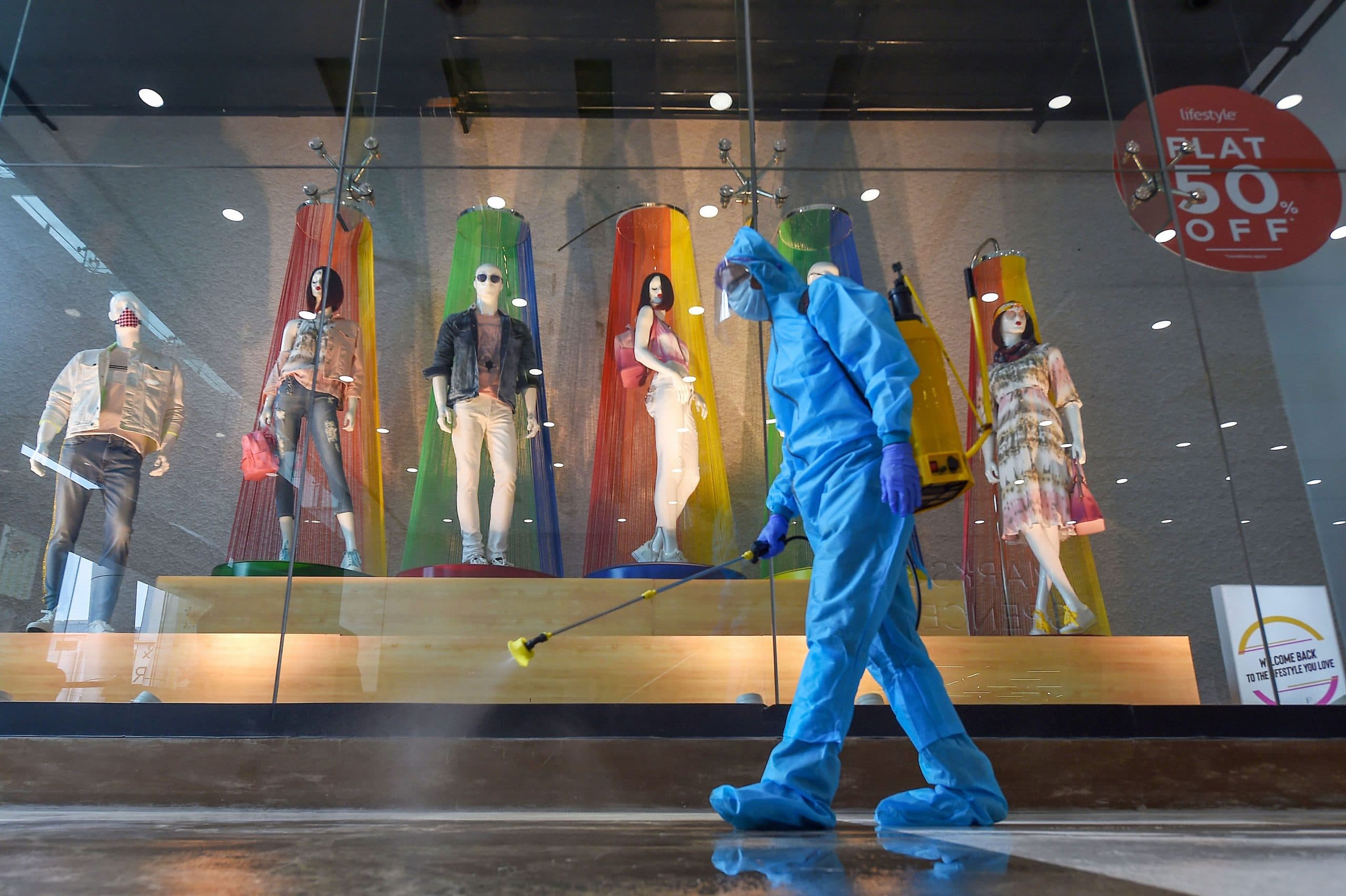 शादी समारोह में 150 लोगों की एंट्री,‘बैंड, बाजा, बारात’ के साथ जश्न की इजाजत भी मिली