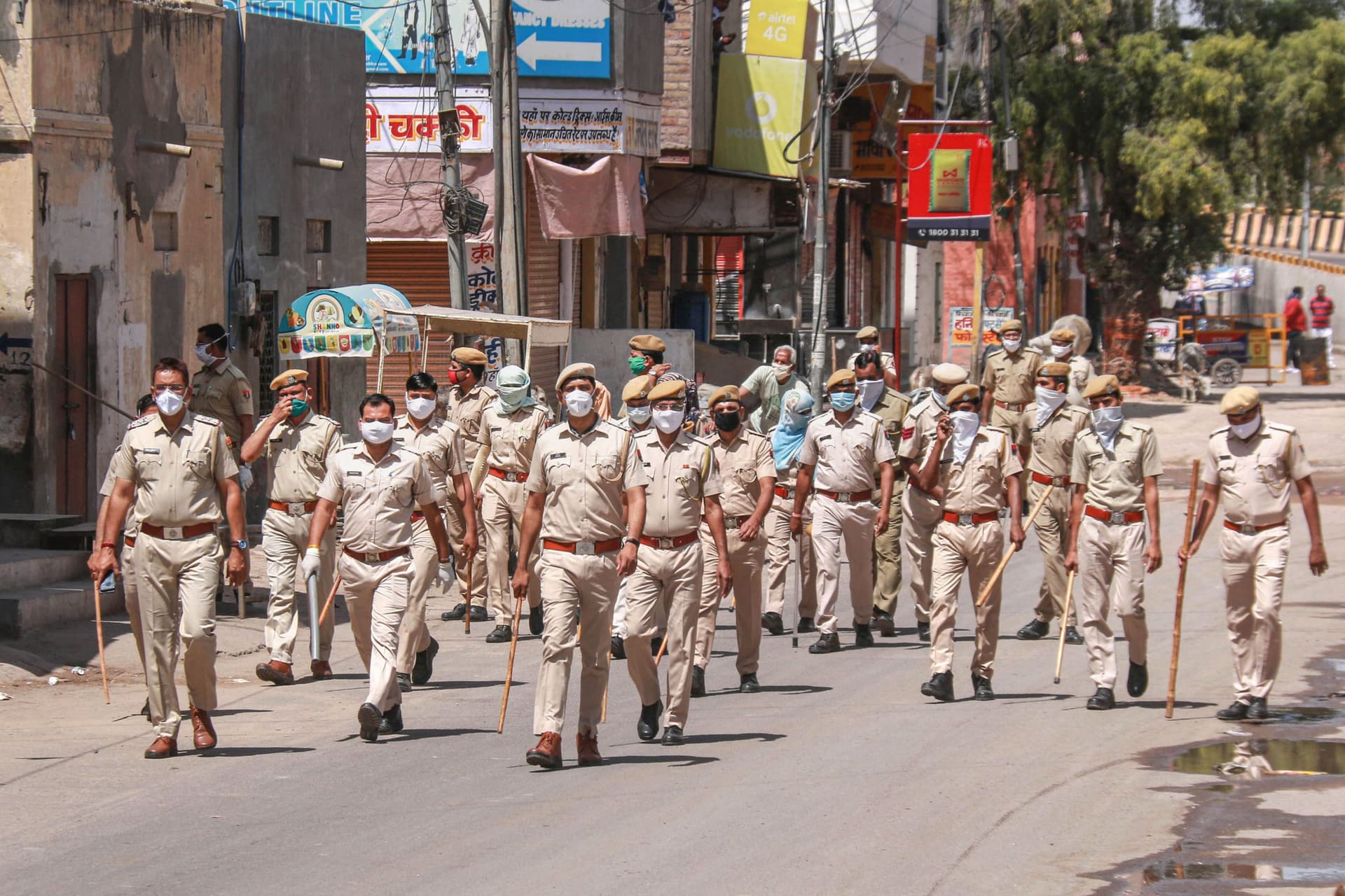 बीकानेर में कोरोना वायरस से संक्रमित महिला की मौत, राजस्थान में 12 नये मामले सामने आये बीकानेर में कोरोना वायरस से संक्रमित महिला की मौत, राजस्थान में 12 नये मामले सामने आये
