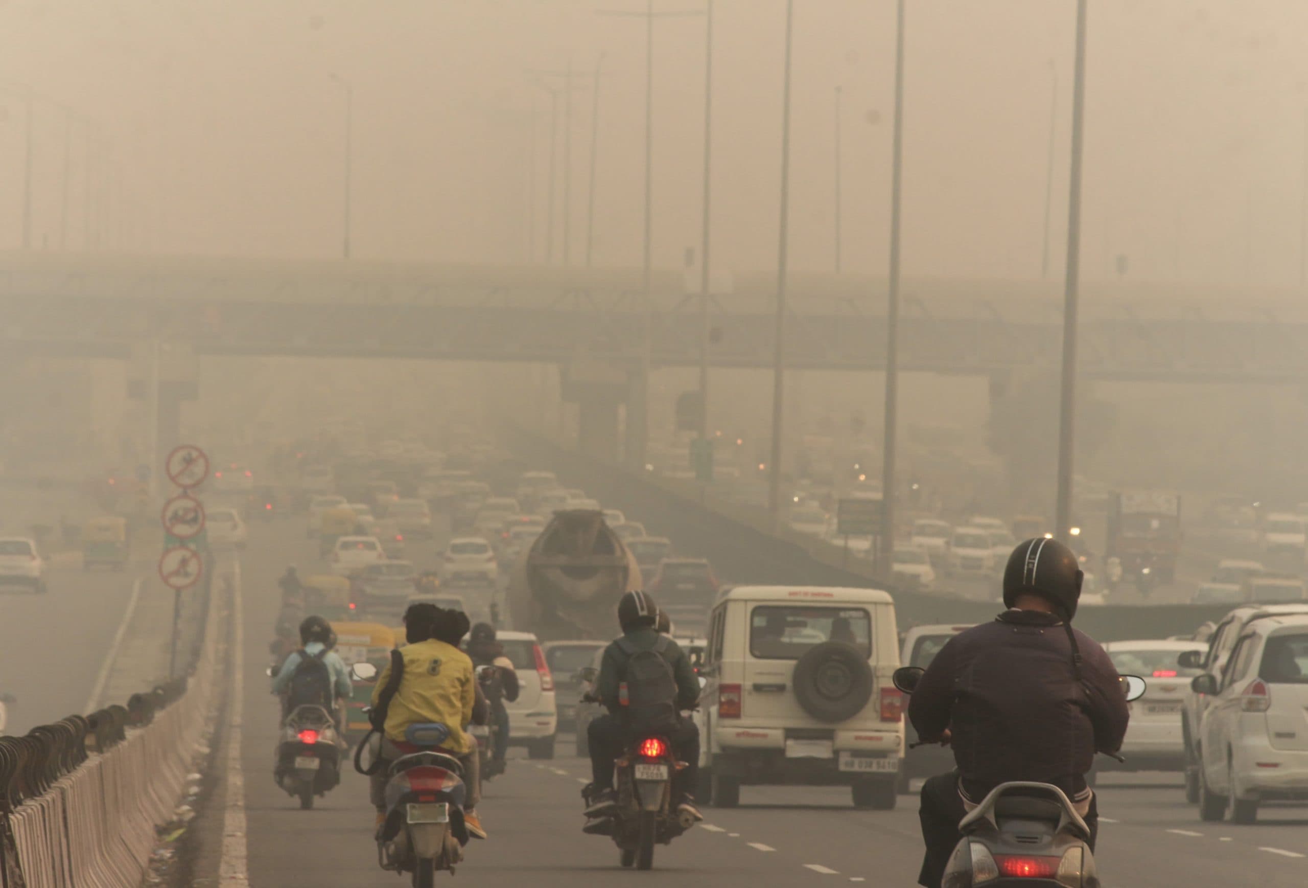 फिजाओं में घुल रहा है जहर, बढ़ते प्रदूषण से घुट रहा दम, विशेषज्ञों ने चेताया, अब घुटने लगेगा दम