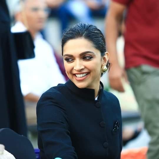 Sushant Case/NCB : गोवा से मुंबई पहुंची दीपिका पादुकोण, 26 को एनसीबी के सामने होंगी पेश