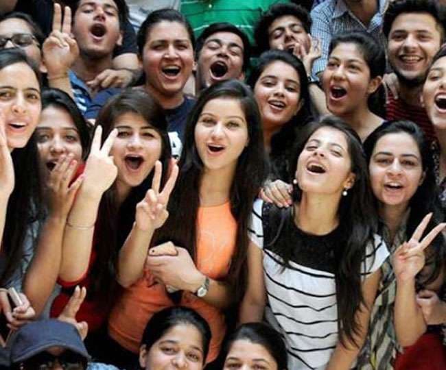 HBSE Haryana Results: टॉपर ऋषिता ने हासिल किया 100 फीसदी मार्क्स, करना चाहती है ग्रामीणों की सेवा HBSE Haryana Results: टॉपर ऋषिता ने हासिल किया 100 फीसदी मार्क्स, करना चाहती है ग्रामीणों की सेवा