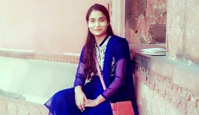 दिल्ली दंगा मामले में छात्र कार्यकर्ता गुलफिशा फातिमा को मिली जमानत, छह माह बाद होगी रिहा दिल्ली दंगा मामले में छात्र कार्यकर्ता गुलफिशा फातिमा को मिली जमानत, छह माह बाद होगी रिहा