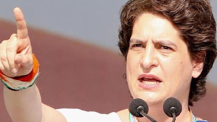 UP Election: चुनाव आते ही किसानों पर दर्ज मुकदमे वापस लेने का नाटक कर रही सरकार? प्रियंका ने फिर खोला मोर्चा