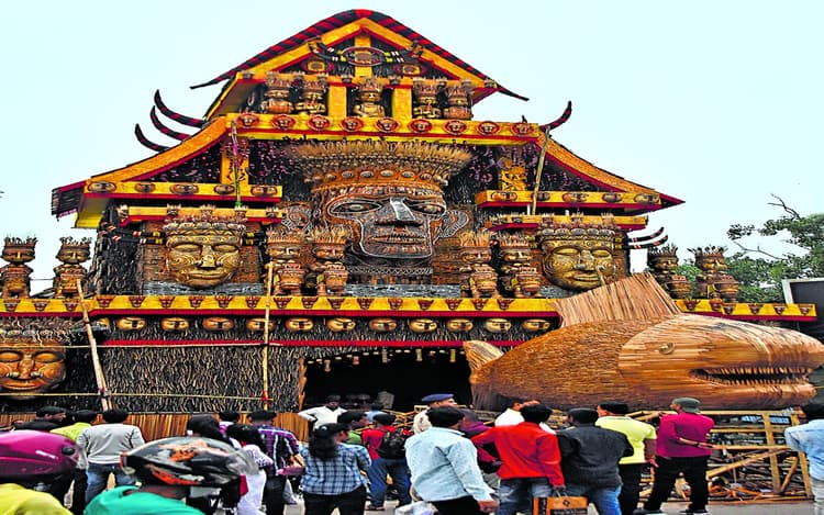 Durga Puja 2022: पूजा-पंडालों में आज से लगेगी श्रद्धा की कतार, जानें पट खुलने का समय