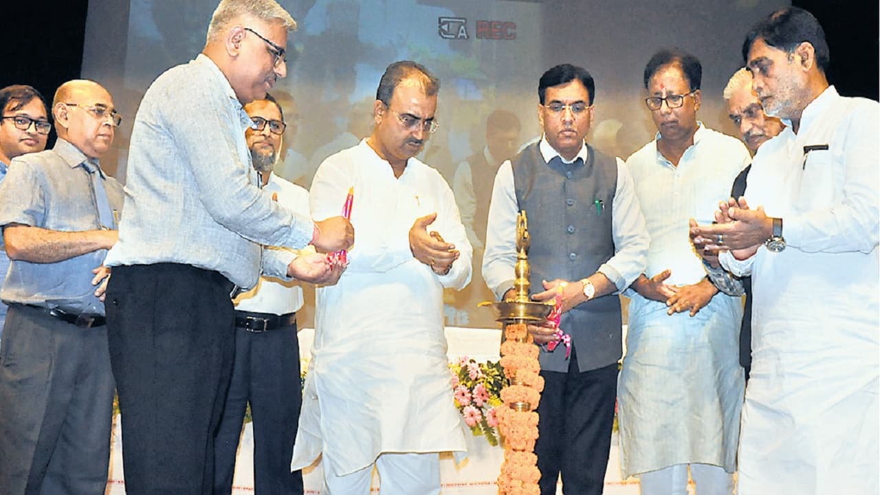 बिहार के सभी जिलों में मिलेगी हर तरह की हेल्थ सुविधाएं, केंद्रीय स्वास्थ्य मंत्री ने किया ऐलान