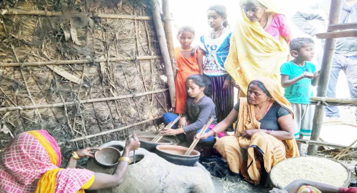 Mithila Tradition : गुम होता जा रहा मिथिला का मिलन स्थल कंसार, भूंजा भुंजवाने के लिए जुटते थे लोग