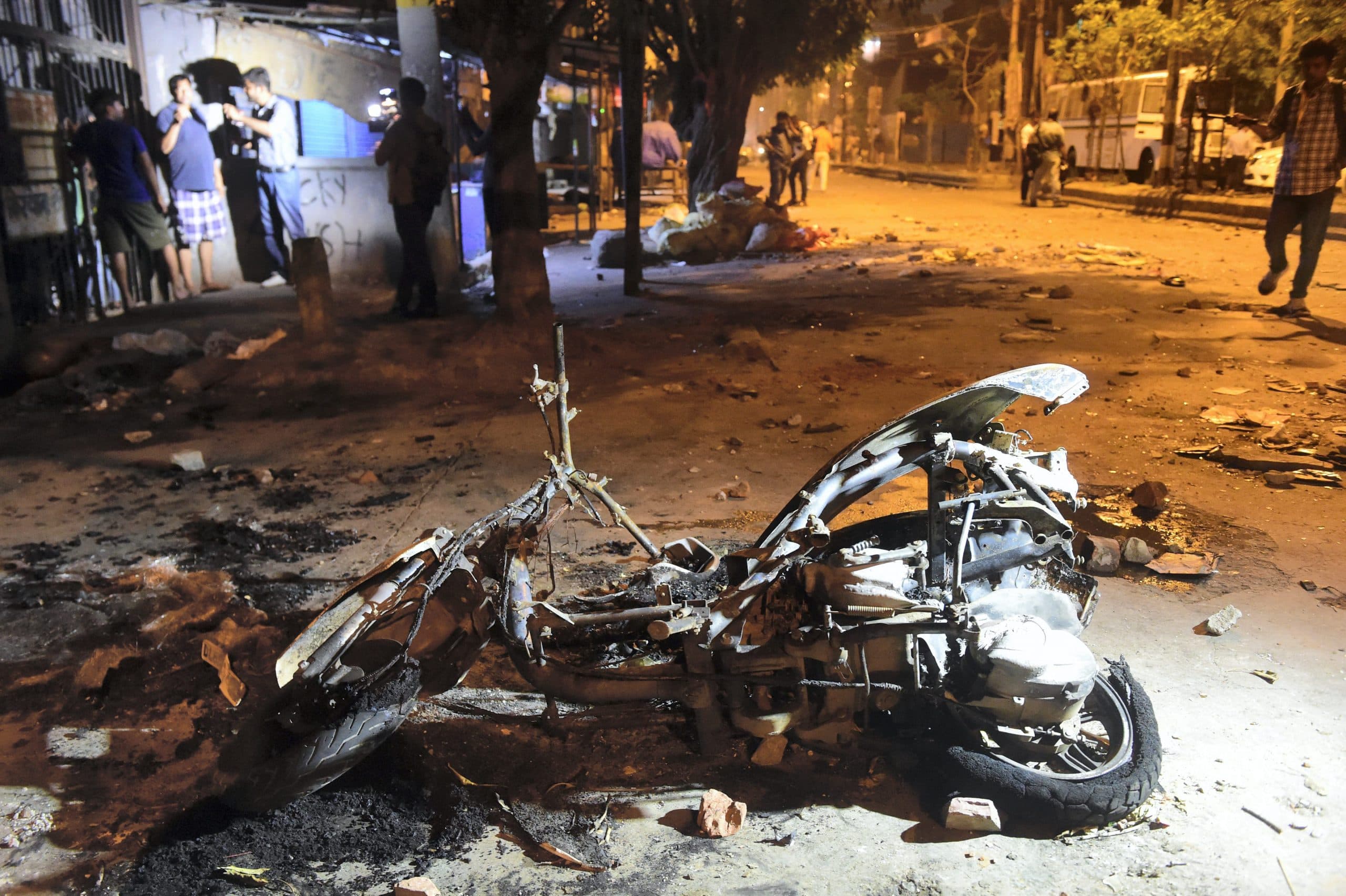 Jahangirpuri Violence: दिल्ली के जहांगीरपुरी उपद्रव मामले में अबतक 9 गिरफ्तार, सब-इंस्पेक्टर को लगी गोली