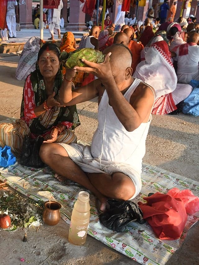 अमावस्या के दिन इस उपाय से पितर होंगे प्रसन्न