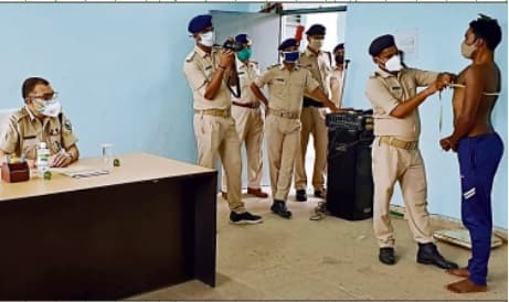 बिहार में ज्वाइन करने पहुंचा फर्जी सिपाही धराया, प्राथमिकी के बाद गया जेल, जानिये पूरा मामला