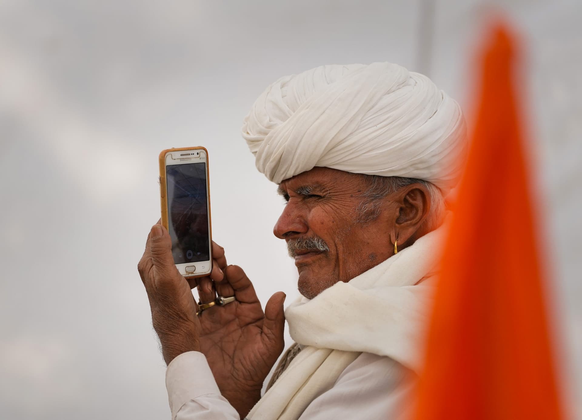 PM Kisan Yojana: पीएम किसान योजना की 16वीं किस्त आने से पहले जान लें पैसे खाते में आए तो कैसे कर पाएंगे चेक