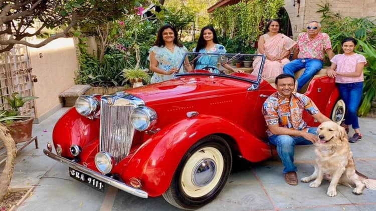 73 साल की 'लाल परी', 75 साल के पिता और इंग्लैंड टूर पर अहमदाबाद का यह परिवार, पढ़ें रिपोर्ट