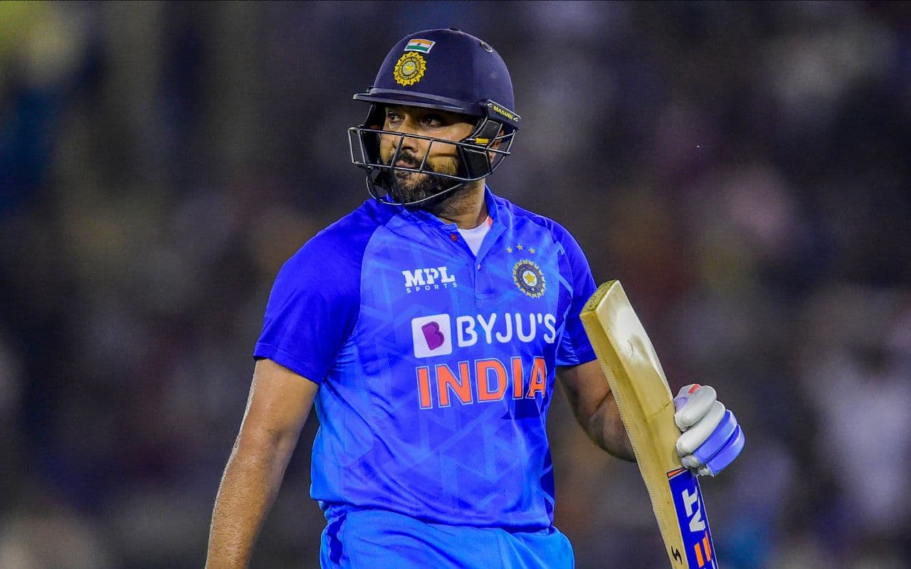 IND vs AUS: रोहित शर्मा ने हार के लिए गेंदबाजों को ठहराया जिम्मेदार, फिल्डिंग को लेकर कही यह बात