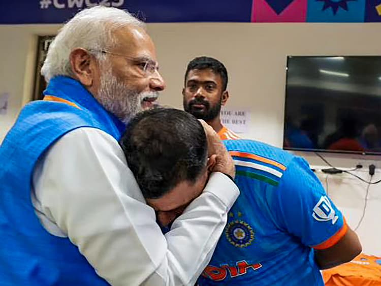 ड्रेसिंग रूम में पीएम मोदी से मिलकर गदगद हैं मोहम्मद शमी, कहा- उस समय ऐसे समर्थन की जरूरत थी