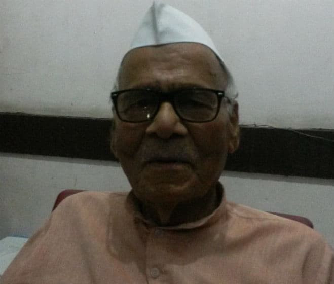 कांग्रेस का गौरव अभी तुरंत वापस होने वाला नहीं है : एलपी शाही