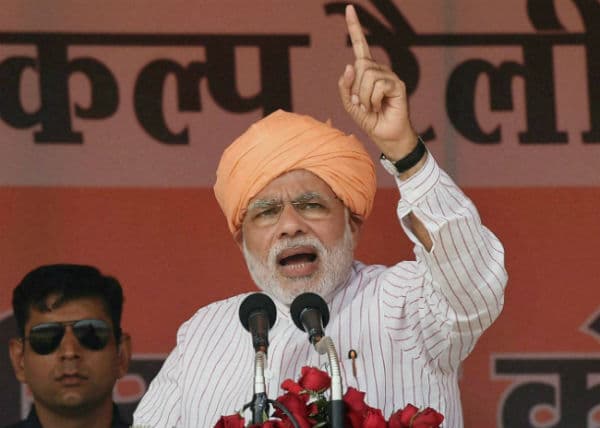 मोदी एक बार फिर दिल्ली में ''AK-49'' को घेरेंगे !