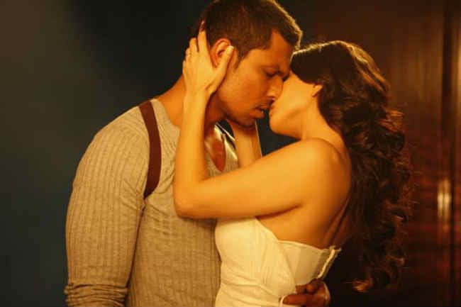 जानें औरतों के शरीर में कौन सा हिस्सा जगाता है सेक्स की इच्छा