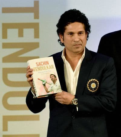 ......जब पाकिस्तान के तेज गेंदबाजों ने सचिन को कर दिया था लहूलुहान