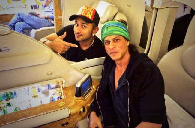 शाहरुख ने नहीं मारा यो यो हनी सिंह को थप्पड