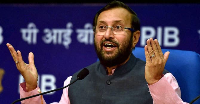 जावड़ेकर ने साधा राहुल पर निशाना