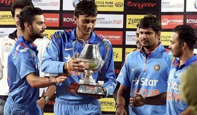 आइसीसी ODI रैंकिंग : श्रीलंका को हराकर टॉप पर पहुंचा भारत