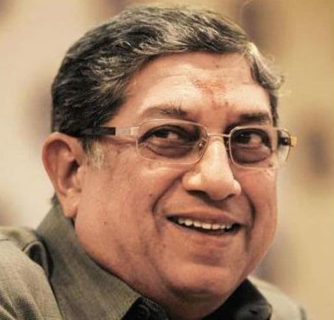 क्लीन चिट मिलने के बाद श्रीनिवासन ने केरल के मंदिर में की पूजा