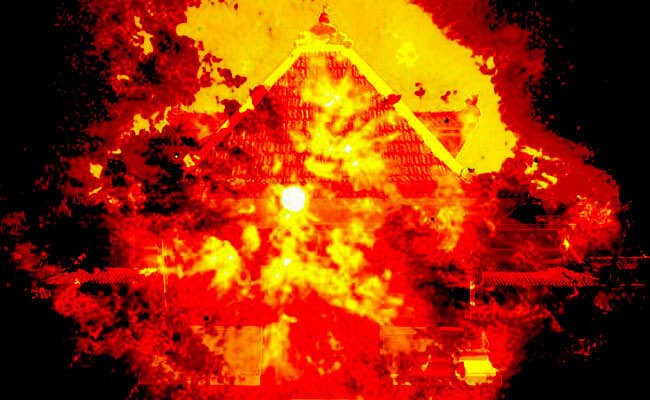 पाकिस्तान के सिंध प्रांत में हिन्दू मंदिर में लगायी आग