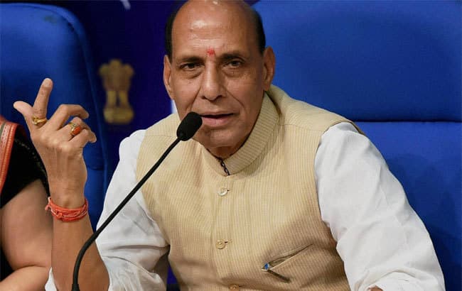 राजनाथ ने किया खुलासा, पाक-अफगान सीमा पर छुपा है दाउद