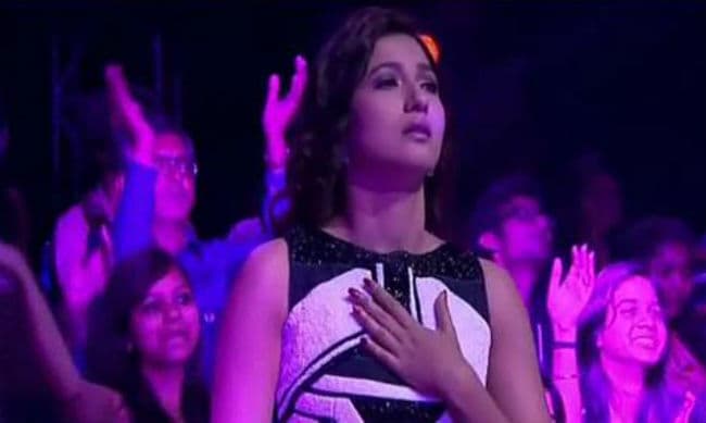 गौहर खान ही नहीं ये अभिनेत्रियां भी हुई हैं छेड़छाड़ व बदसलूकी की शिकार