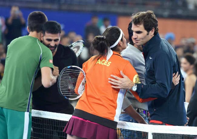 आईपीटीएल का समापन फेडरर-जोकोविच ने जीता लोगों का दिल