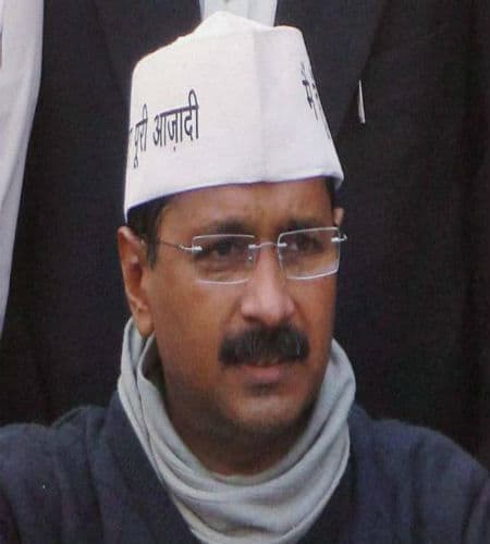 केजरीवाल का मोदी पर वार, कहा - सिर्फ मनोरंजन के नाम पर विदेश जाना सही नहीं