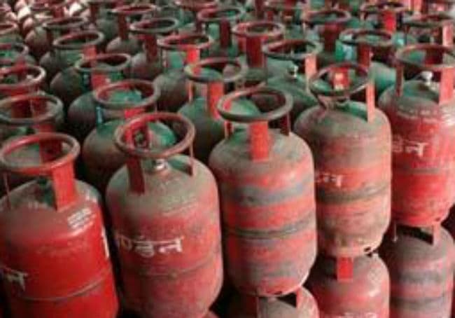जनवरी से एलपीजी सब्सिडी सीधे आपके बैंक खाते में