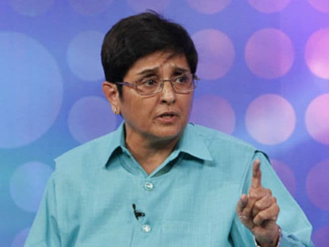 मुख्यमंत्री का उम्मीदवार बनने की अफवाहों को किरण बेदी ने किया खारिज, कहा सियासत से कोई रिश्ता नहीं