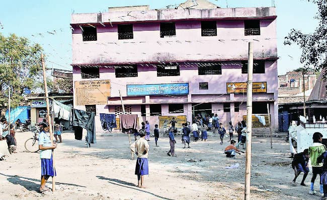 पेशावर हमला : बस ! यहां किसी की बुरी नजर न पड़े