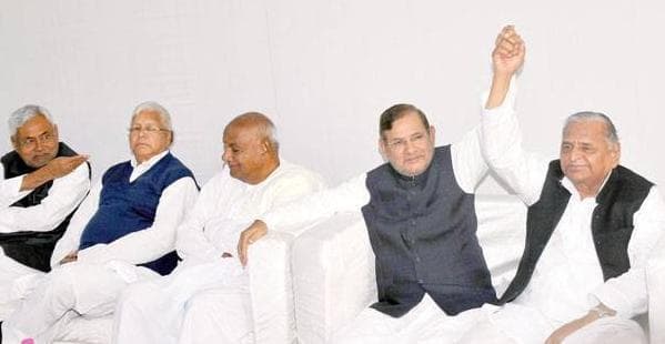 मुलायम जनता दल परिवार के साथ दिल्ली में दिखाएगे ताकत