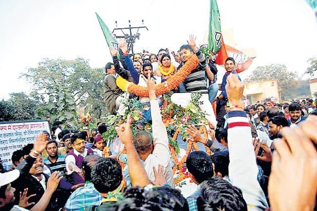 झारखंड व जम्मू-कश्मीर में जीत पर झूमे भाजपाई, कहा-अब बिहार आयेगा विजय रथ