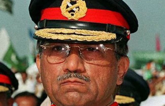 मुशर्रफ की सुनवाई पर पाकिस्तानी अदालत ने रोक लगाई