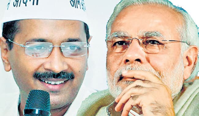 सपने दिखाने की सियासत से कौन बचायेगा