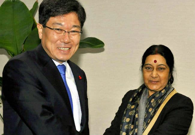 ''मेक इन इंडिया'' अभियान के अवसरों का लाभ उठायें : सुषमा