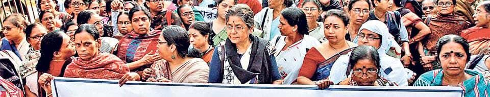 कोलकाता गैंगरेप:सरकार ने शव को लेकर हो रही राजनीति की भर्त्सना की