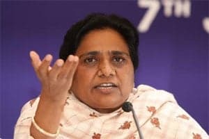 कांग्रेस को भी खरी-खोटी सुनाई, पश्चिम बंगाल सरकार की खिंचाई