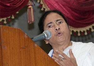 मोदी को सत्ता से बाहर रखने के लिए लेफ्ट से हाथ मिलायेगी ममता!